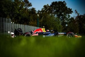formula2_svarshva_v_baku