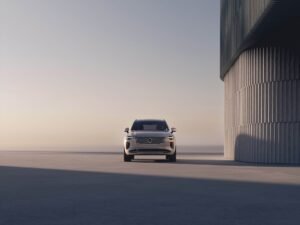 The updated Volvo XC90 exterior
